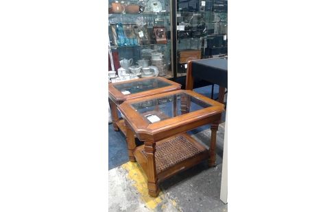 BOUT DE CANAPE DESSUS VERRE / CANNAGE