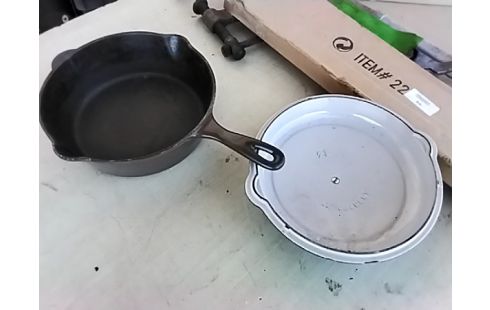 POELON LE CREUSET FONTE 23