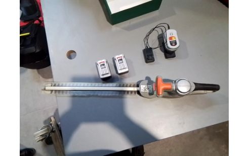 TAILLE HAIE IDTECH AVEC 2 BATTERIES