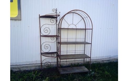 REK VOOR PLANTEN IN IJZER