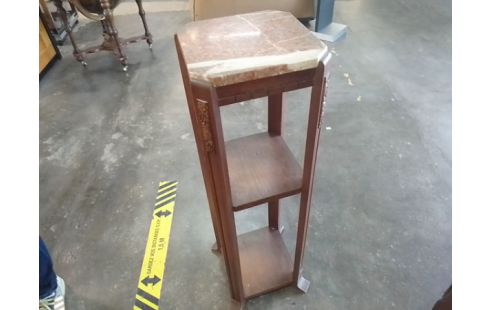 SELLETTE DESSUS MARBRE