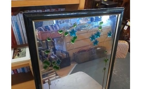 MIROIR AVEC FLEURS