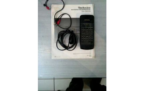 VERSTÄRKER TECHNICS SA-GX230 SILB.FARB.