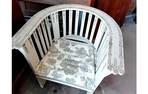 FAUTEUIL BOIS PATINÉ BLANC