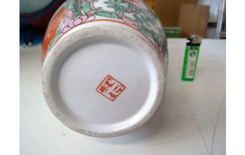 VAAS PORSELEIN OOSTERS