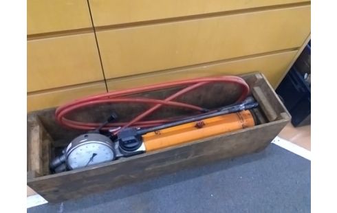 POMPE HYDRAULIQUE MANUELLE