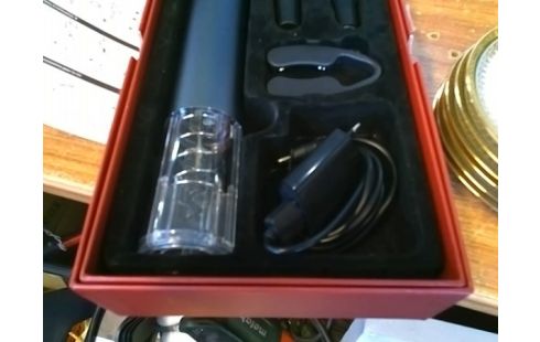 TIRE BOUCHON ELECTRIQUE EN COFFRET