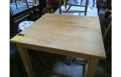 TABLE BOIS 70X70