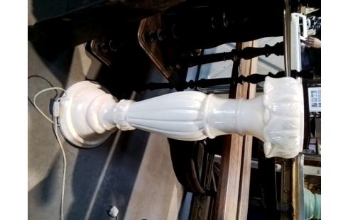 LAMPE EN ALBATRE