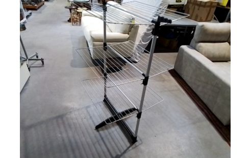 ETENDOIR A LINGE NOIR ET GRIS