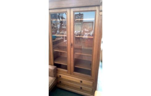VITRINE CHENE 2 PORTES / 2 TIROIRS