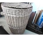 PANIERE A LINGE OSIER
