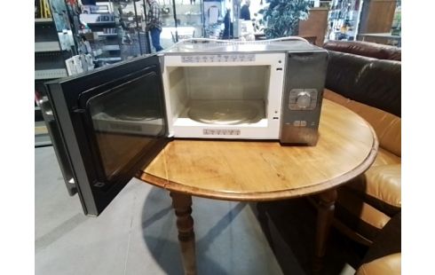 MICRO ONDES WHIRPOOL GUSTO