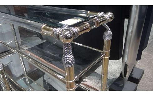 CONSOLA. DISEÑO