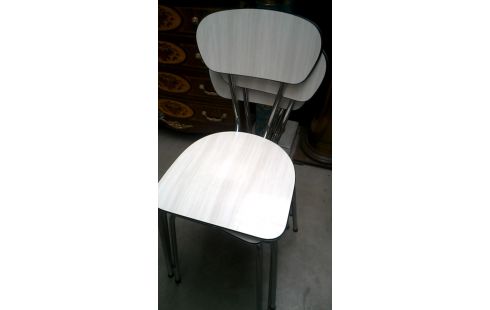 KEUKENSTOEL LOT VAN 3