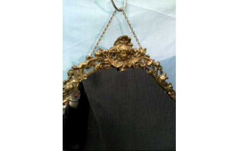 WANDSPIEGEL I.R. OVAL METALL GOLDF. VERZIERT