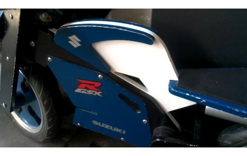 JOUET SUZUKI BLEUE BLANCHE, , BOIS