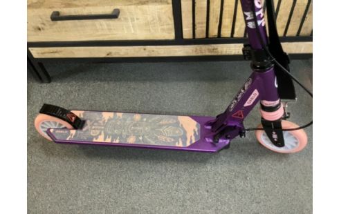 TROTINETTE VIOLET ET ROSE OCELOT 125MM 8-9ANS