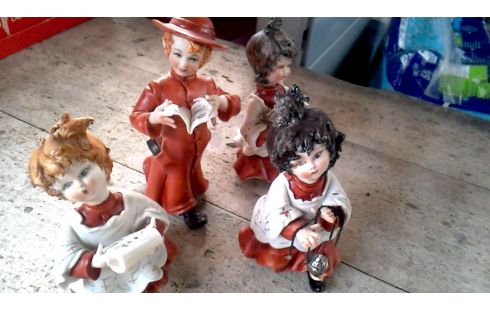 BEELDJE LOT VAN 4