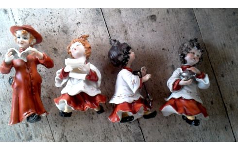 BEELDJE LOT VAN 4