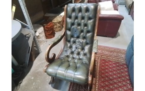 FAUTEUIL STYLE CHESTERFIELD