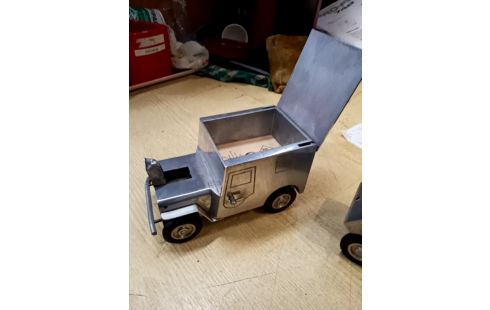 BRIQUET DE TABLE JEEP