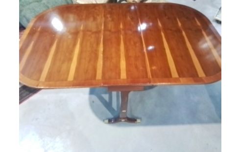TABLE A VOLET STYLE ANGLAIS