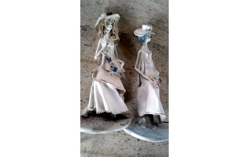 BEELDJE DAMES LOT VAN