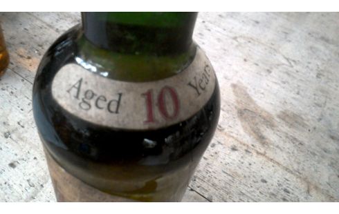 BOUTEILLE ANNEES 80