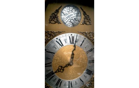HORLOGE DE PARQUET