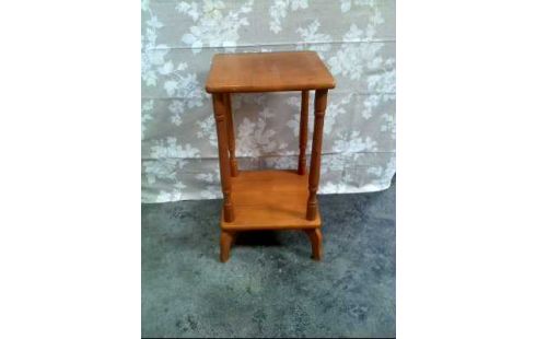 TABLE D'APPOINT