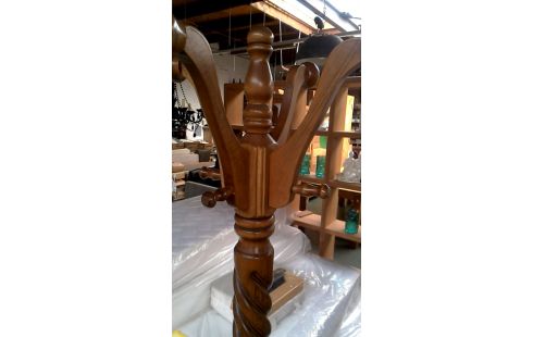 PORTEMANTEAU PERROQUET FRENE