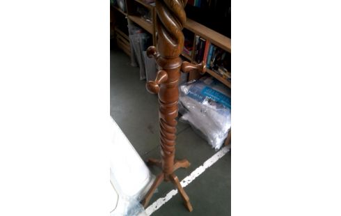PORTEMANTEAU PERROQUET FRENE
