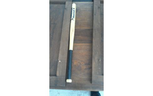 BATTE DE BASE BALL