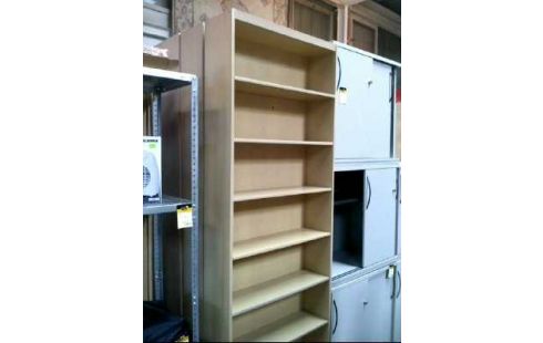REGAL 8-EBEN. HOLZ FURNIERT