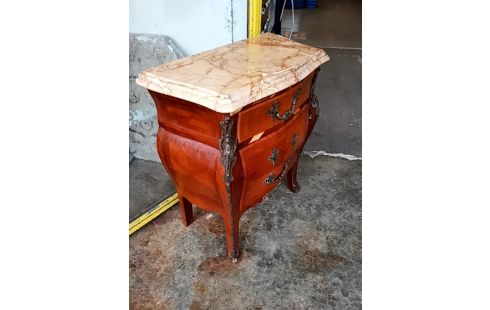 COMMODE GALBÉE