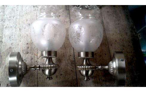 MUURLAMP LOT VAN 2