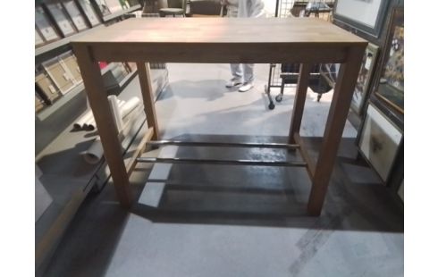 TABLE MANGE DEBOUT