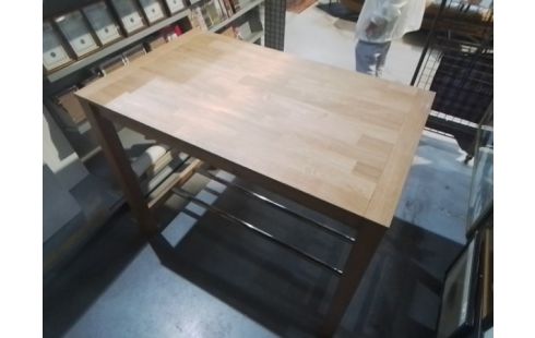 TABLE MANGE DEBOUT