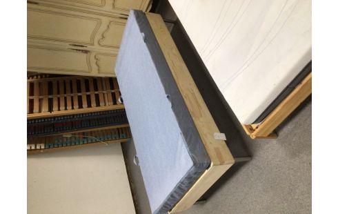 LIT PIN 90X200 + SOMMIER + MATELAS