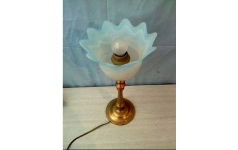 TISCHLAMPE BLUME GLAS BLAU WEISS METALL