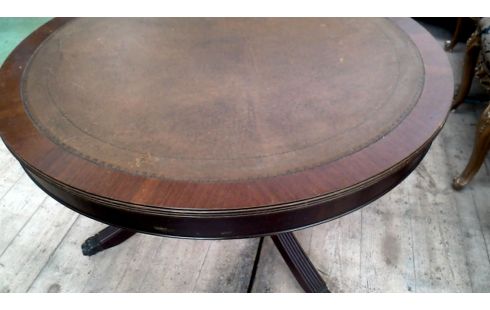 TABLE DE SALON ROND ANGLAIS VERTE CUIR