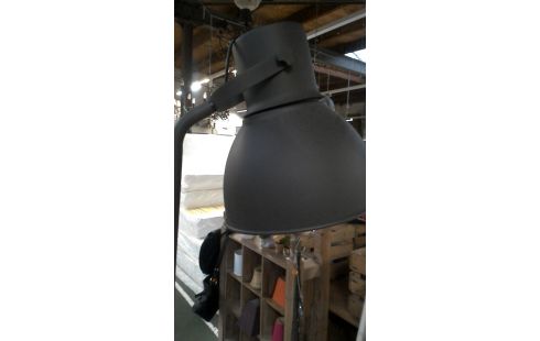 LAMPE A POSER NOIRE