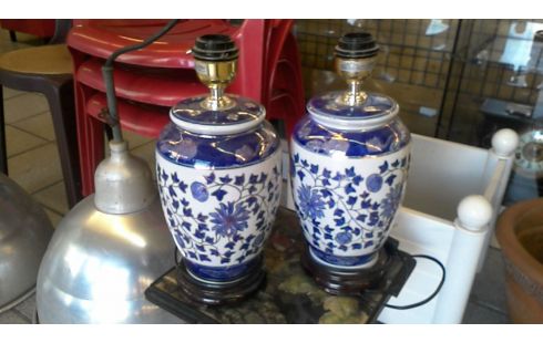 PIED DE LAMPE L'UN 
