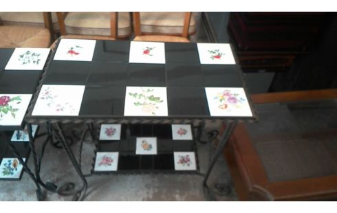 TABLE FER FORGE L'UNE 