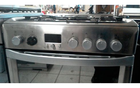 GAZINIERE GAZ DE VILLE ARISTON   EN L' ETAT