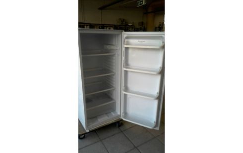 KÜHLSCHRANK 1 EINBAUFÄHIG ARISTON