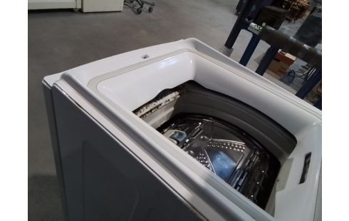 MACHINE A LAVER WHIRPOOL 6KG 6000TR/MIN EN L’ETAT