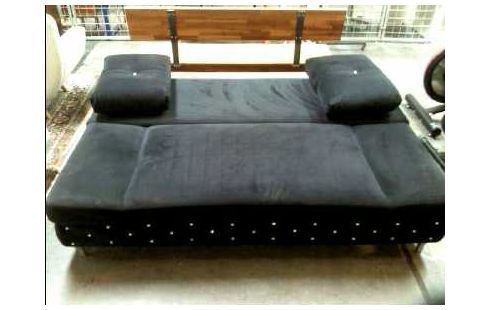SCHLAF-SOFA SCHWARZ MIT STRASS-STEINEN