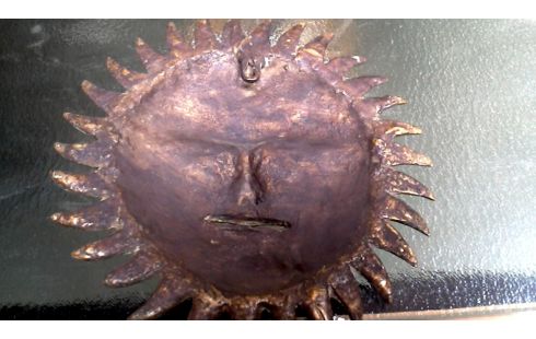 OBJETO DECORACIÓN SOL BRONCE MACIZO DE PARED ORIENTAL